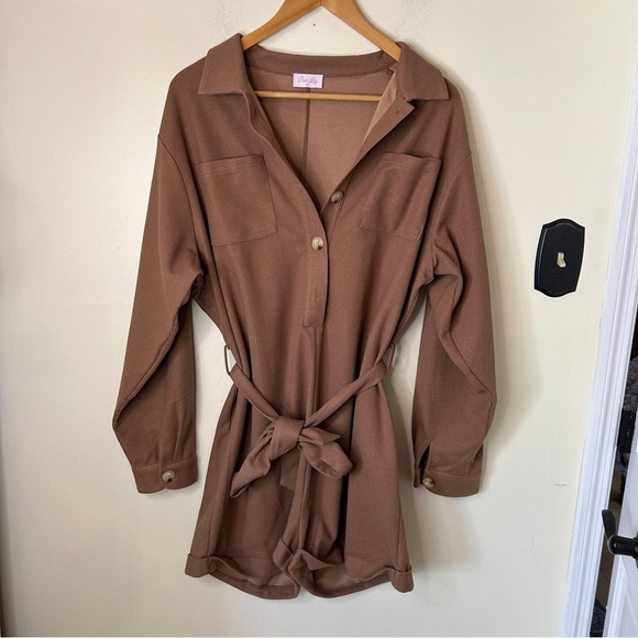 Pink Lily Doing My Own Thing Brown Collared Romper Size XL - Picture 4 of 8